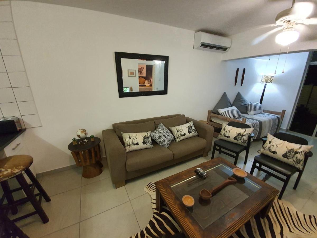 South Seas Safari @ The Bridge Apartments St Lucia Bagian luar foto